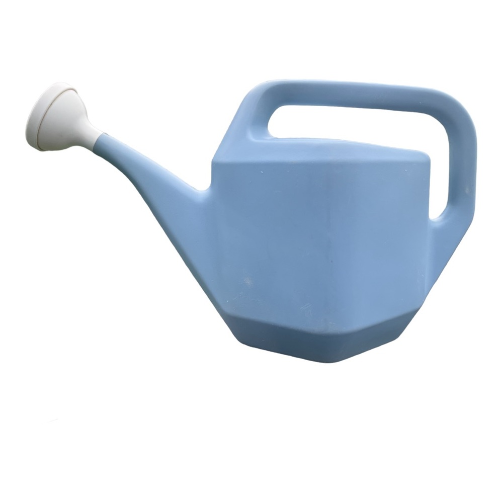 Vintage Rubbermaid Watering Can Blue Plastic 2 Gallons Retro 3146 CAV